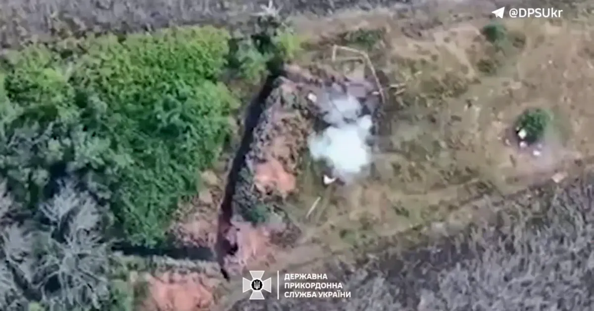 Скриншот з відео Спостережний пункт окупантів знищили на Вовчанському напрямку прикордонники на порталі Gromada Group