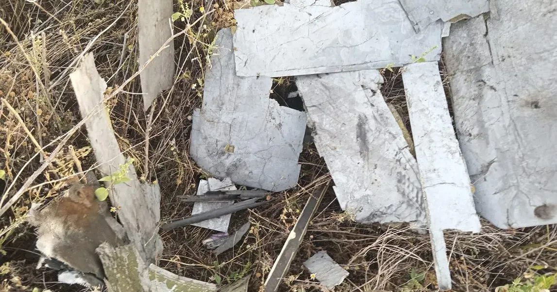 Фото: бригада "Гарт" На Вовчанщині прикордонники знешкодили пінопластово-алюмінієву «приблуду» на порталі Gromada Group