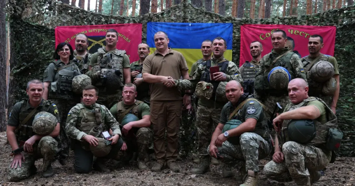 Фото: 92 ОШБр імені Івана Сірка «Хоробре серце»: воїнів 92-ї ОШБр нагородили відзнакою ОТУ «Харків» на порталі Gromada Group